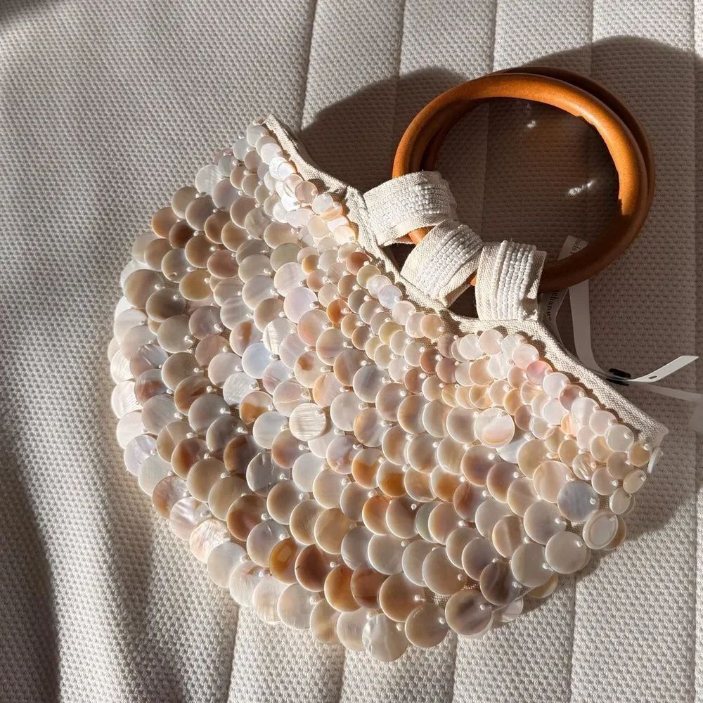 Beaded seashell bag - Picture 8 of 8